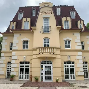 Hotel Walzer, Budapeste